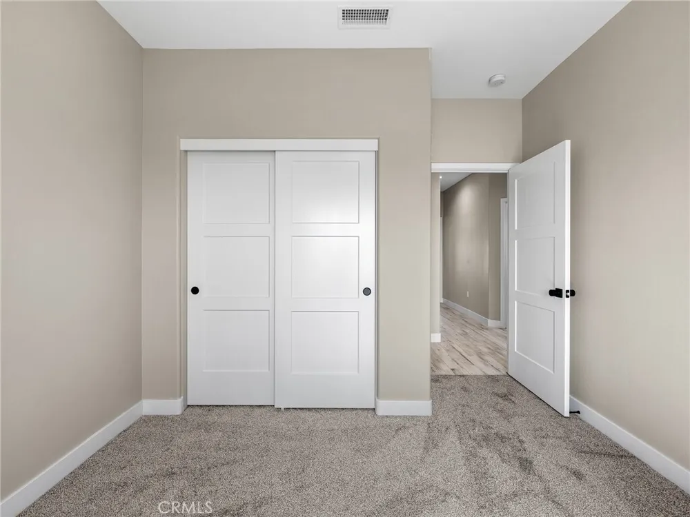 16465 Koda Rd, Apple Valley, CA 92307