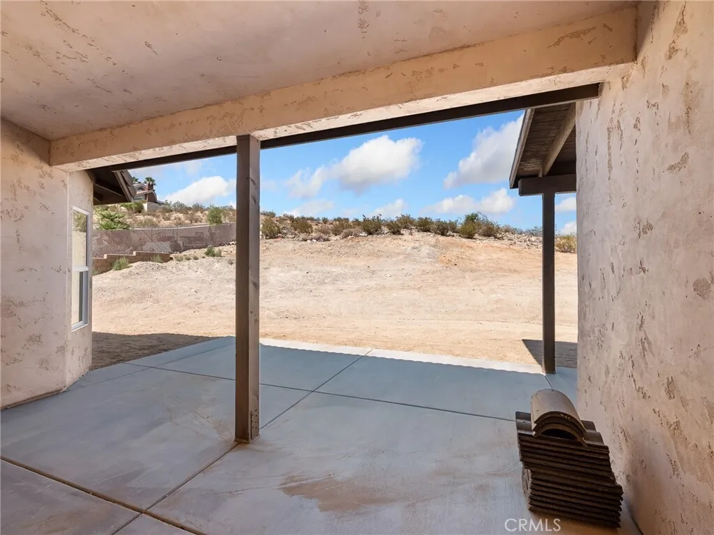 16465 Koda Rd, Apple Valley, CA 92307