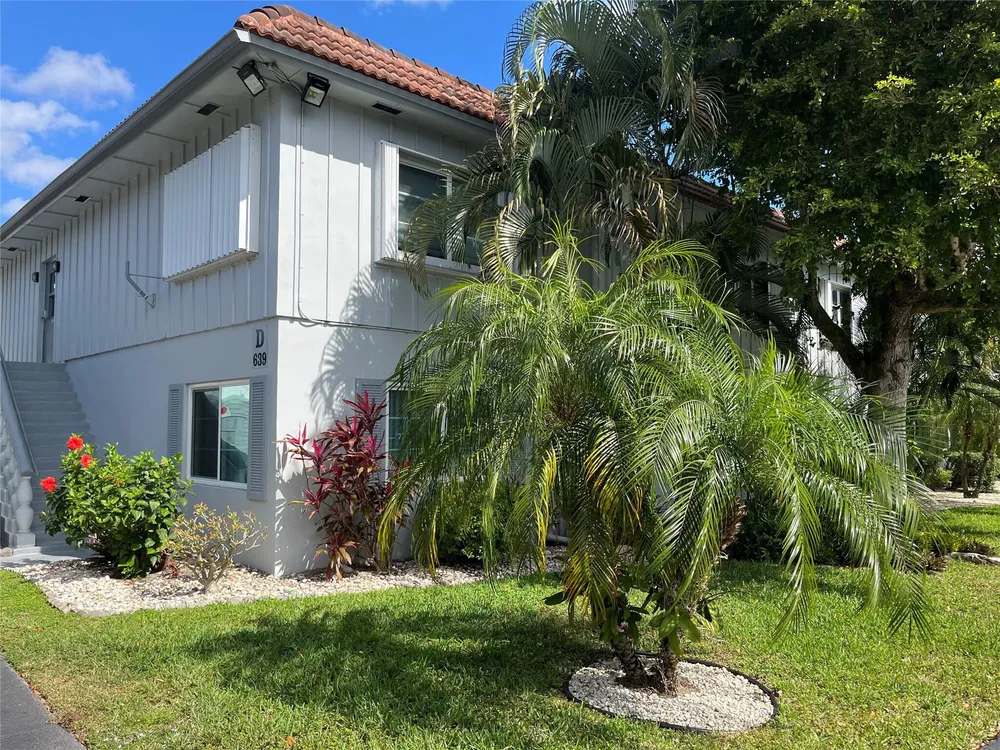 639 W Oakland Park Blvd, Oakland Park, FL 33311