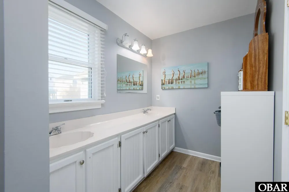 1408 Harbour View Dr, Kill Devil Hills, NC 27948