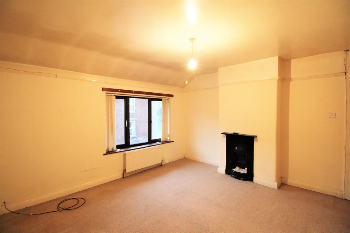 2-Bedroom House To Rent, Belgrave Road, Oldham OL8 