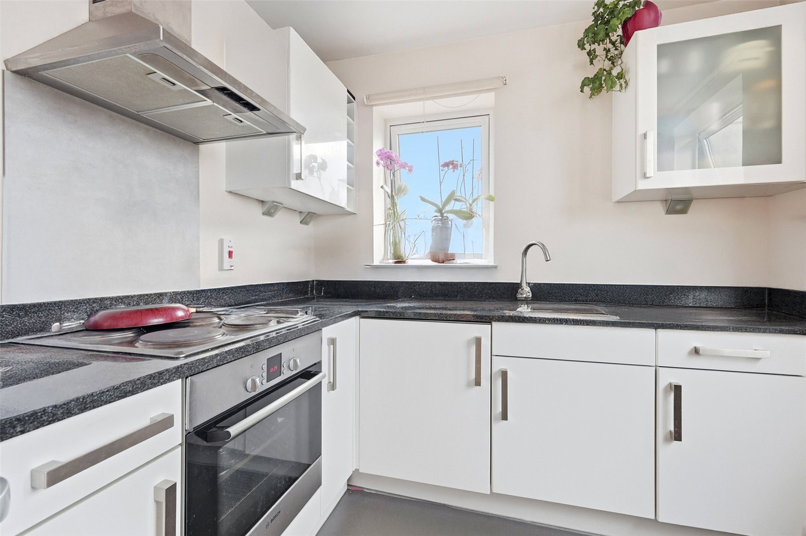 Cherrywood Lodge, Birdwood Avenue, London, SE13 Image 6