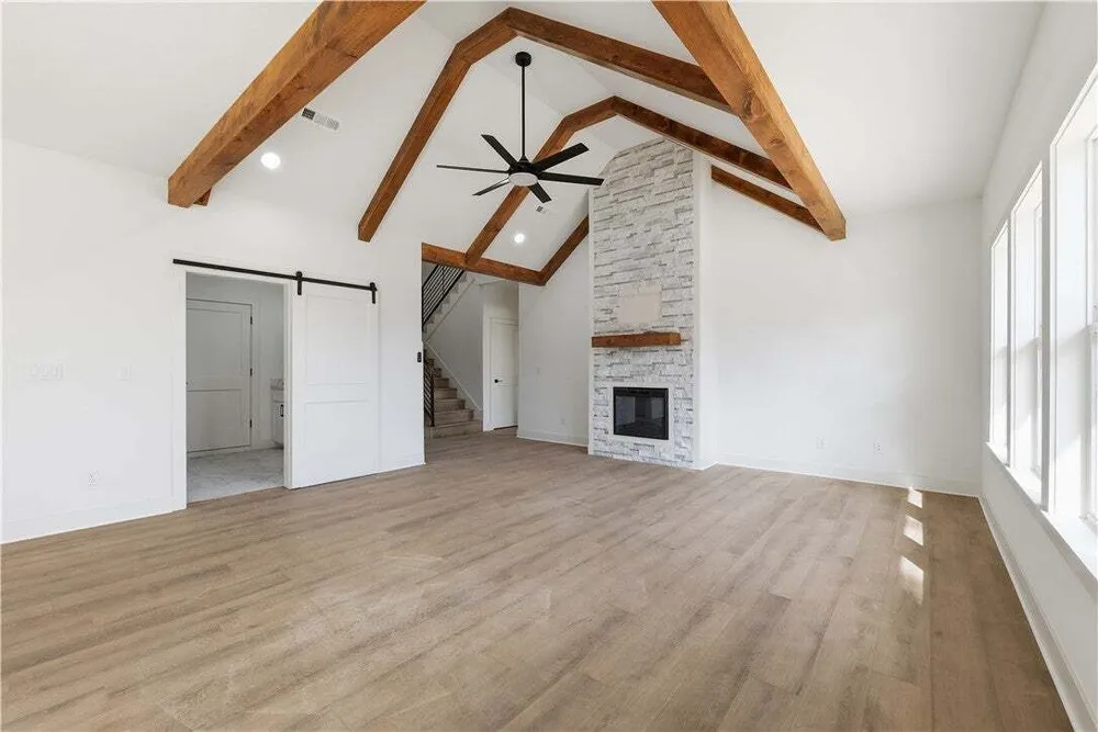 6 Waterside Ln, Bella Vista, AR 72715