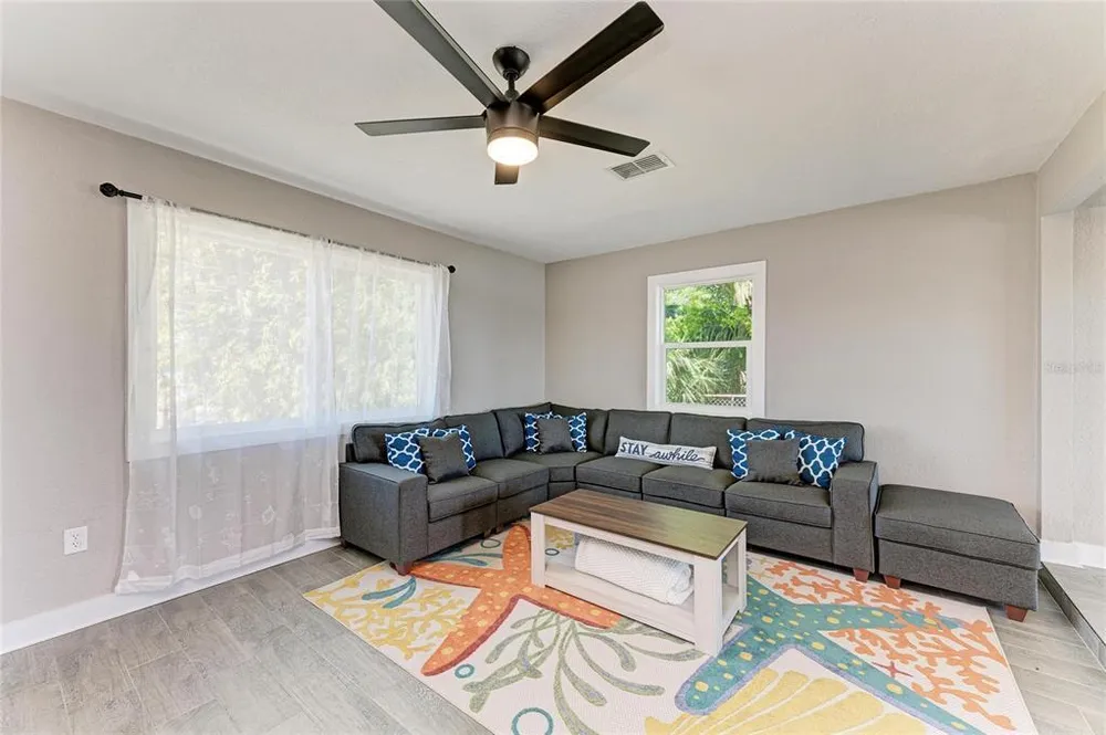 9610 SW Yacht Dr, Arcadia, FL 34269