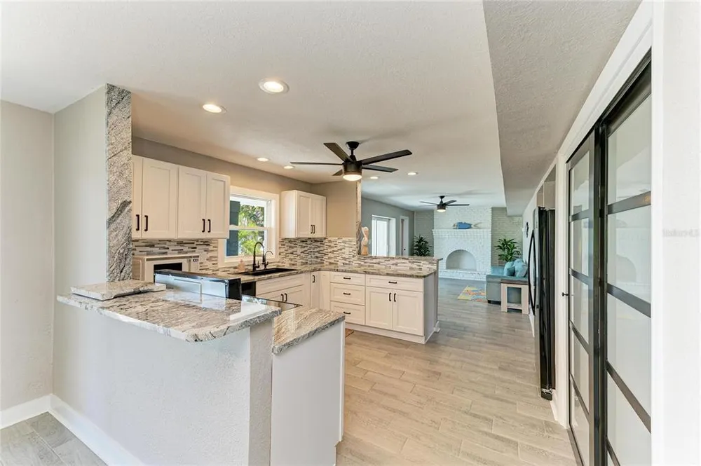 9610 SW Yacht Dr, Arcadia, FL 34269