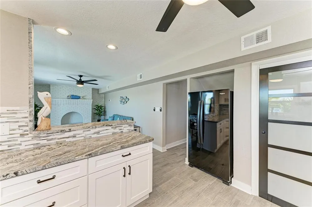 9610 SW Yacht Dr, Arcadia, FL 34269