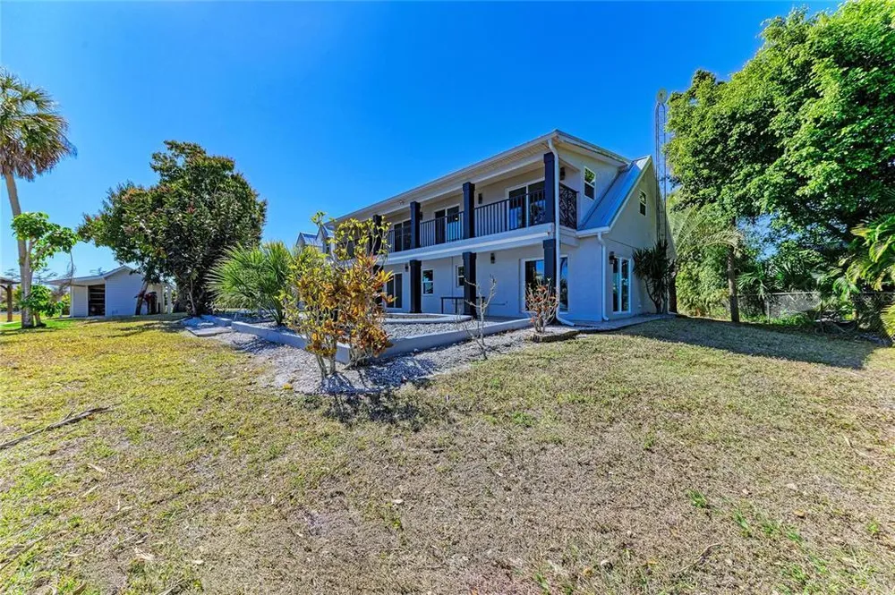 9610 SW Yacht Dr, Arcadia, FL 34269
