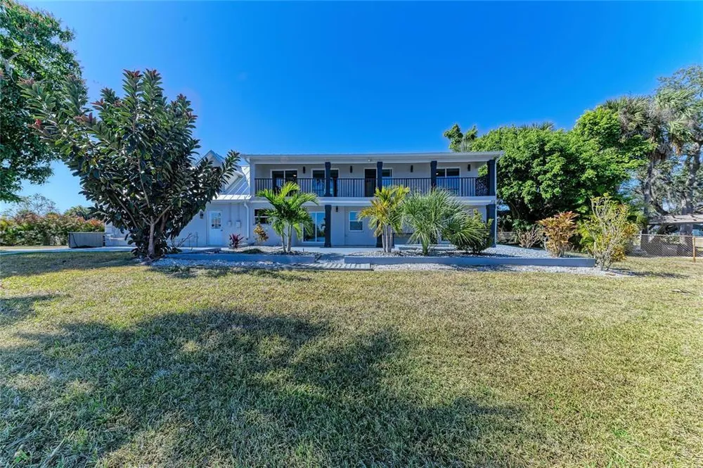 9610 SW Yacht Dr, Arcadia, FL 34269