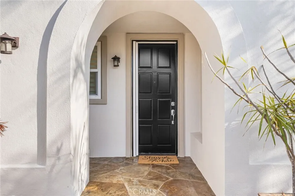 304 Goldenwest St, Huntington Beach, CA 92648
