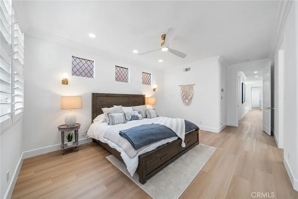 304 Goldenwest St, Huntington Beach, CA 92648
