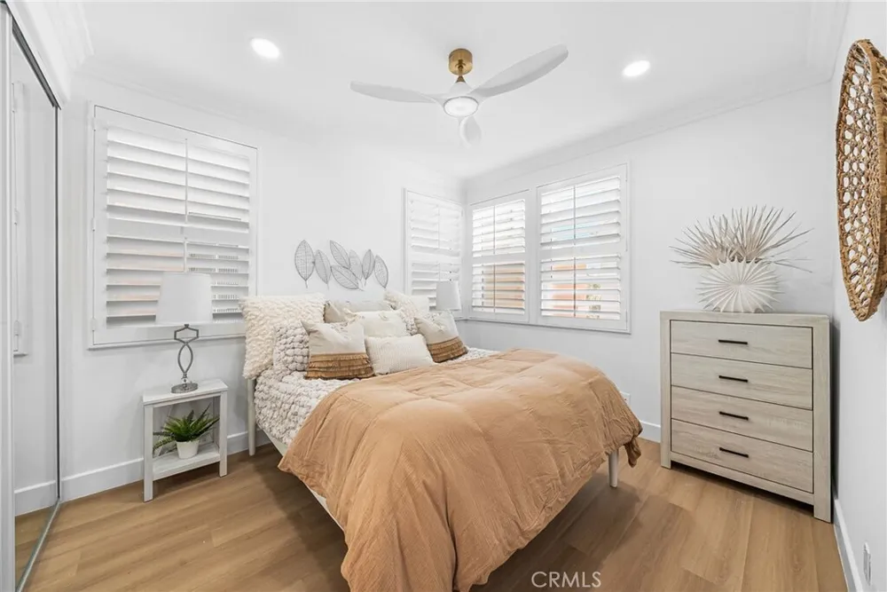 304 Goldenwest St, Huntington Beach, CA 92648