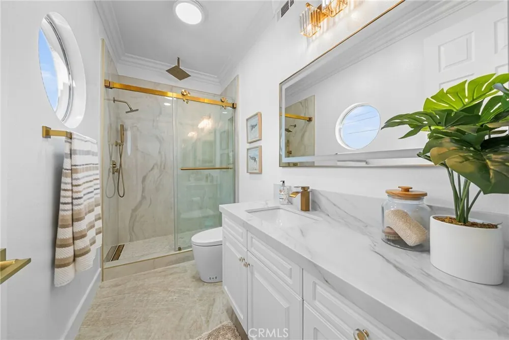 304 Goldenwest St, Huntington Beach, CA 92648