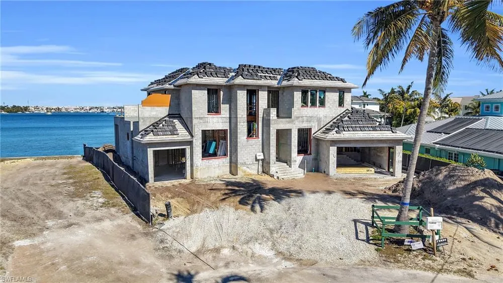 1305 Marlin Dr, Naples, FL 34102