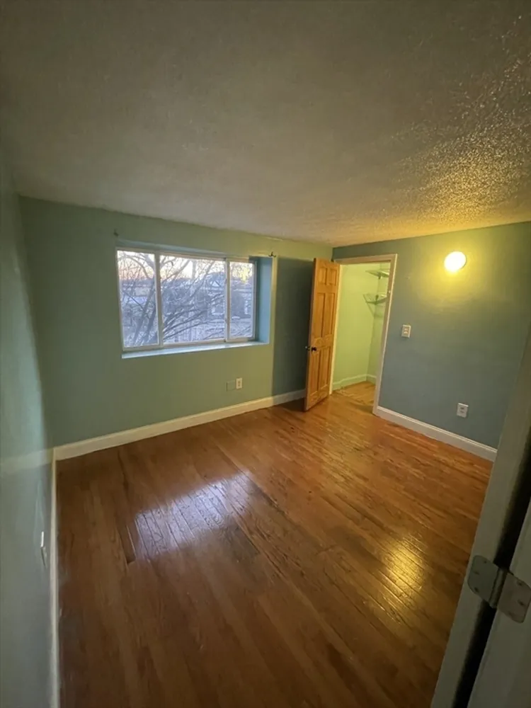 85 Munroe St, Boston, MA 02119