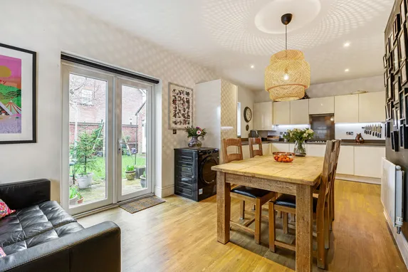 Runnymede Drive, Odiham, RG29