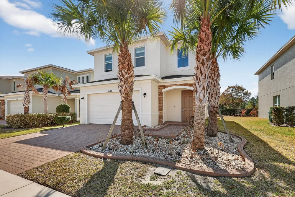 1609 NW Cataluna Circle, Port St Lucie, FL 34986