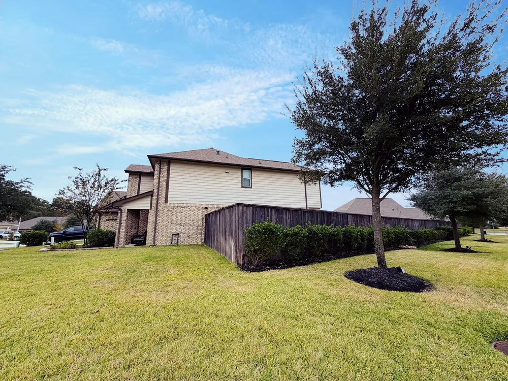 2806 Bretton Woods Dr, Conroe, TX 77301