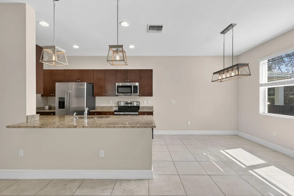 1609 NW Cataluna Circle, Port St Lucie, FL 34986
