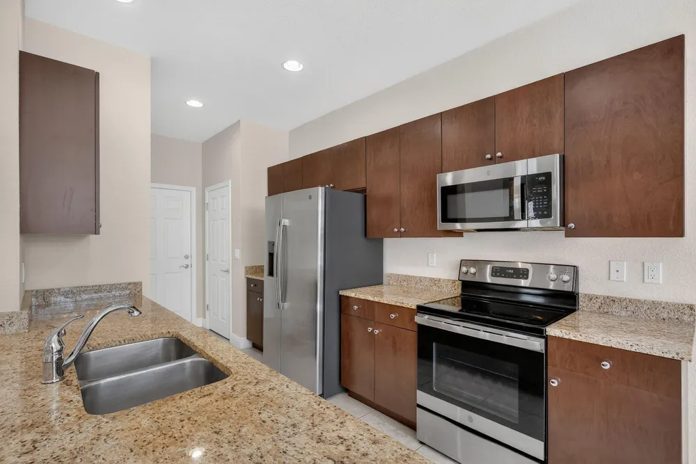 1609 NW Cataluna Circle, Port St Lucie, FL 34986