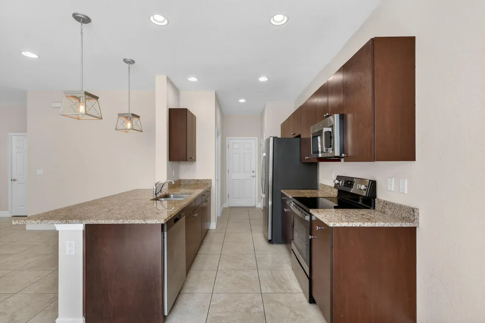 1609 NW Cataluna Circle, Port St Lucie, FL 34986
