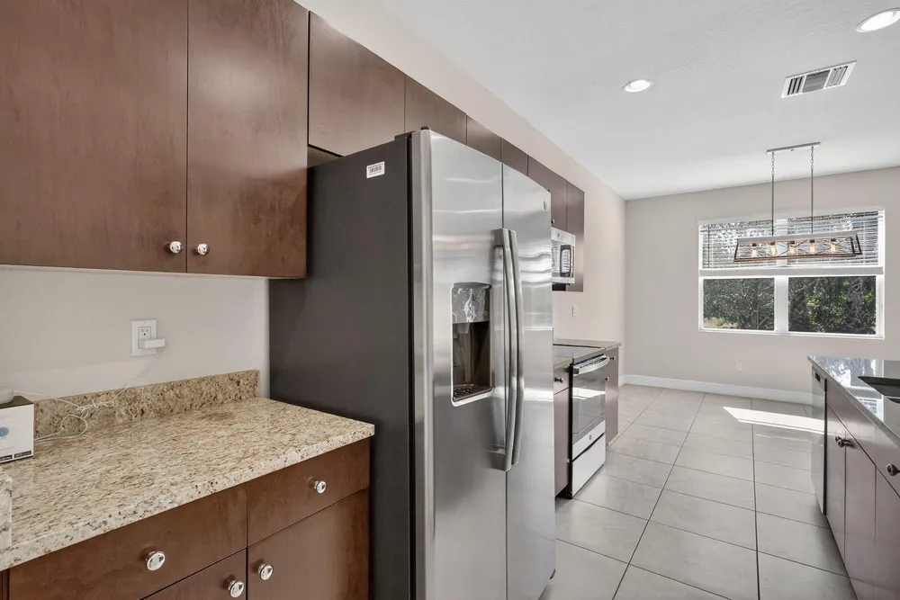 1609 NW Cataluna Circle, Port St Lucie, FL 34986