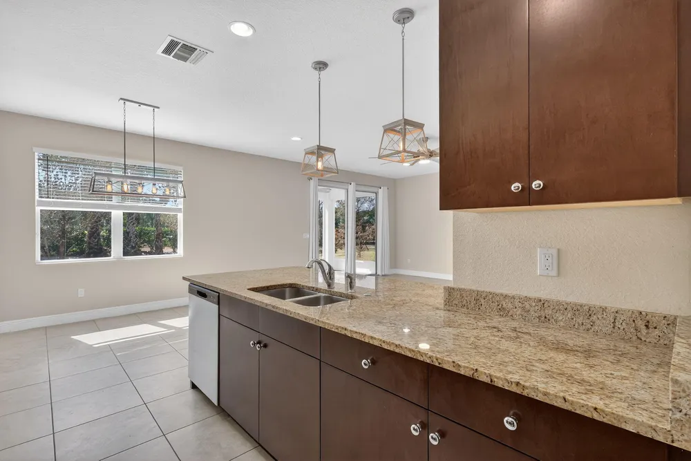 1609 NW Cataluna Circle, Port St Lucie, FL 34986