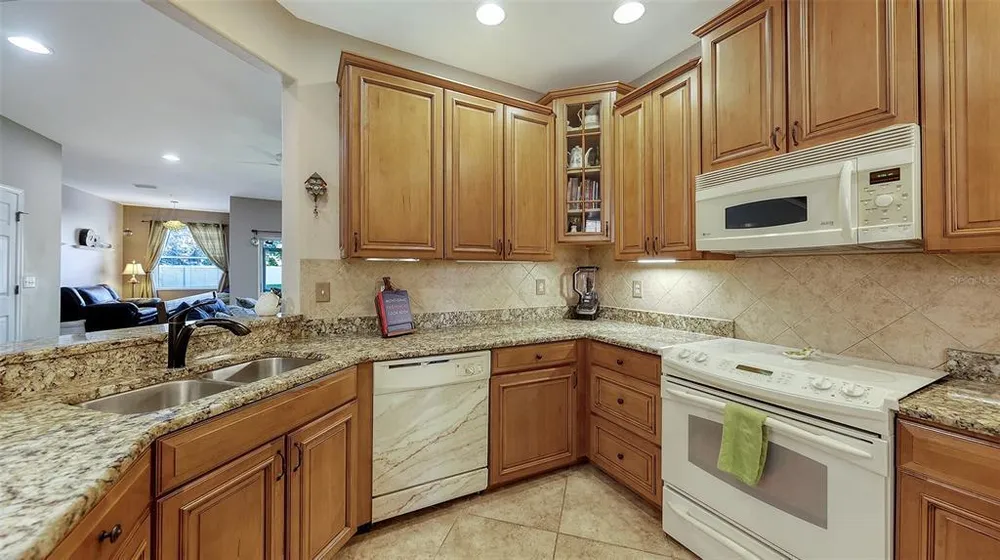 3659 Parkridge Circle, Sarasota, FL 34243