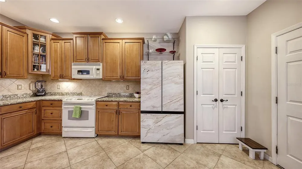 3659 Parkridge Circle, Sarasota, FL 34243