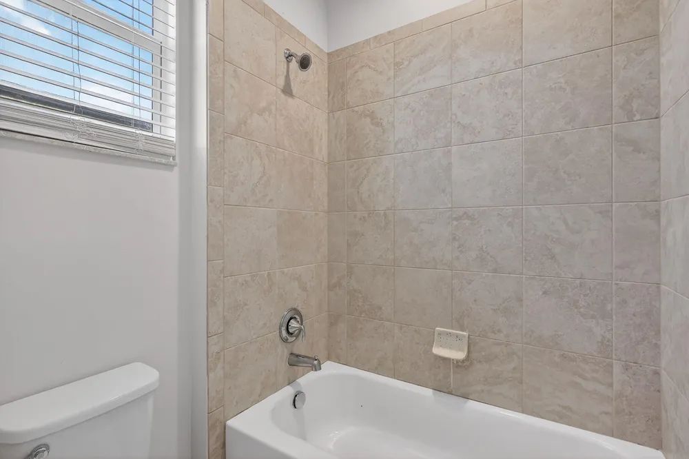 1609 NW Cataluna Circle, Port St Lucie, FL 34986