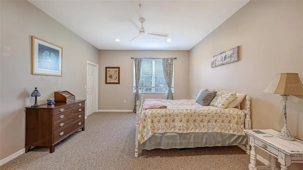 3659 Parkridge Circle, Sarasota, FL 34243