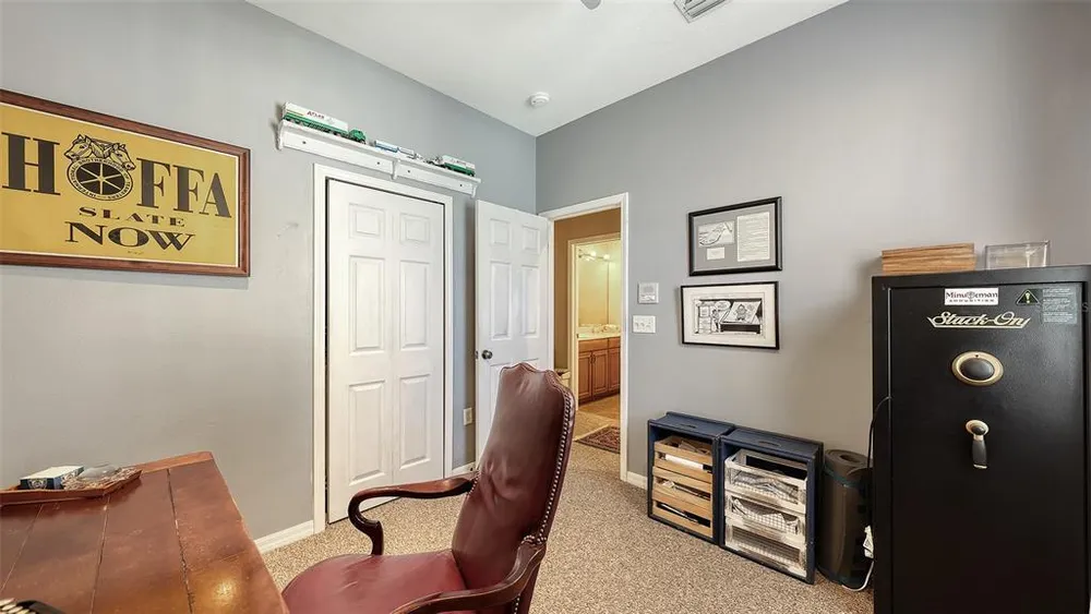 3659 Parkridge Circle, Sarasota, FL 34243