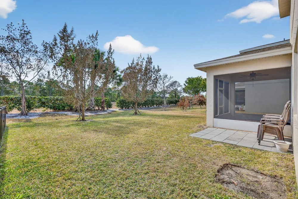1609 NW Cataluna Circle, Port St Lucie, FL 34986