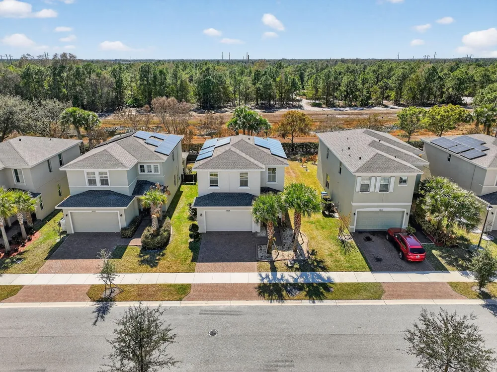 1609 NW Cataluna Circle, Port St Lucie, FL 34986