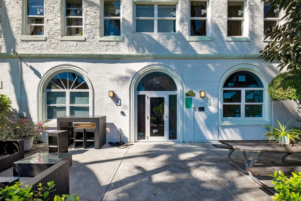 802 Euclid Ave, Miami Beach, FL 33139