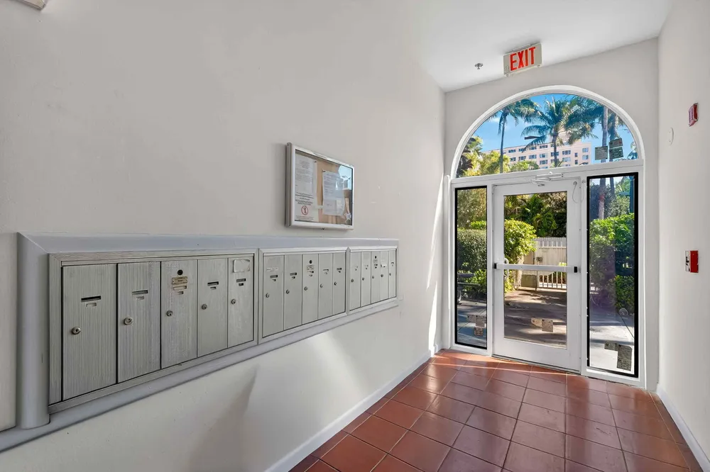 802 Euclid Ave, Miami Beach, FL 33139