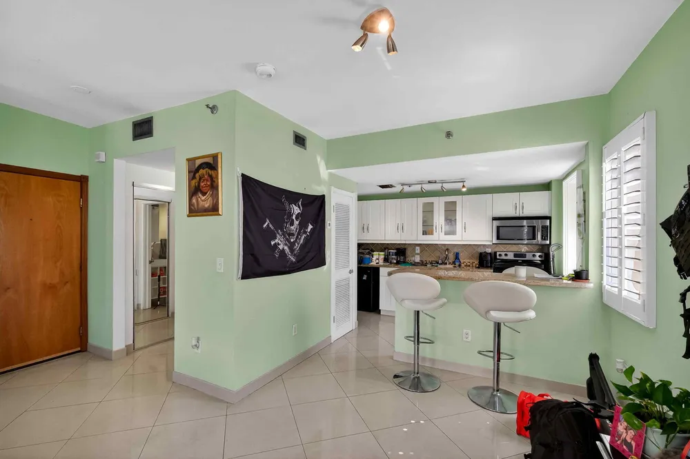 802 Euclid Ave, Miami Beach, FL 33139