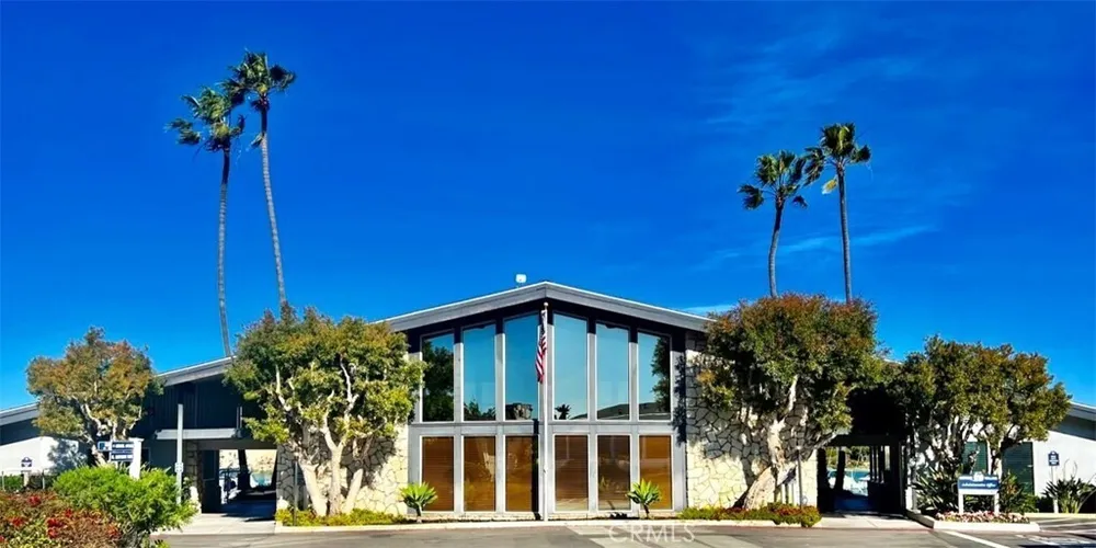 118 Yorktown, Newport Beach, CA 92660