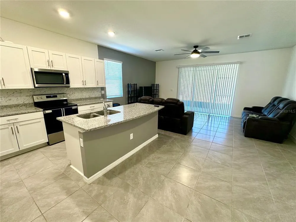 244 Reena Dr, Daytona Beach, FL 32117