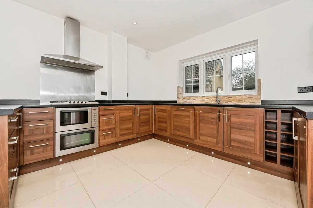 Sachfield Drive, Chafford Hundred, Grays