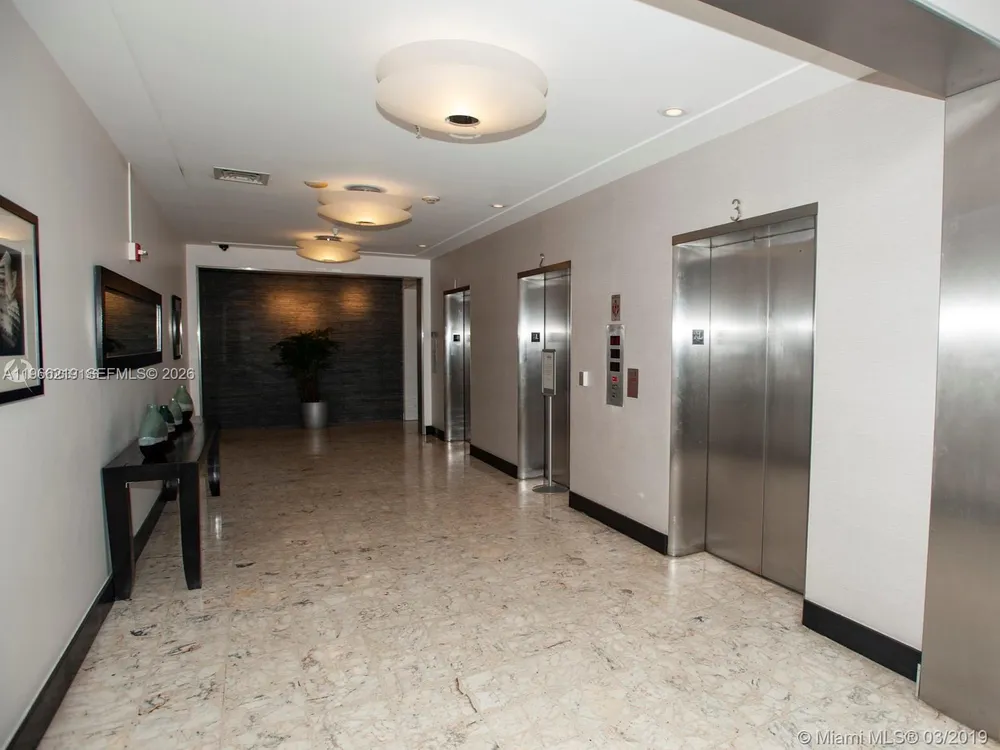 1200 West Ave, Miami Beach, FL 33139