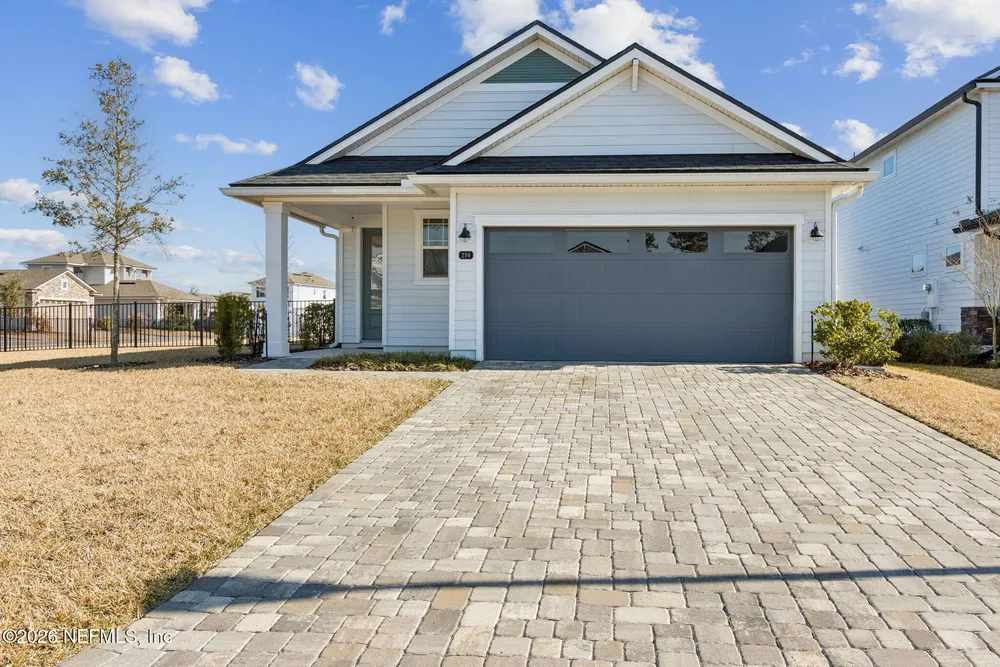 290 Creekmore Dr, St Augustine, FL 32092
