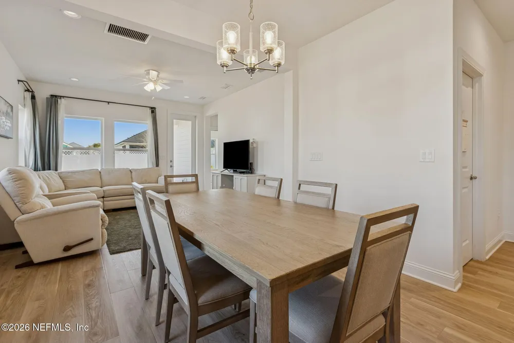 290 Creekmore Dr, St Augustine, FL 32092