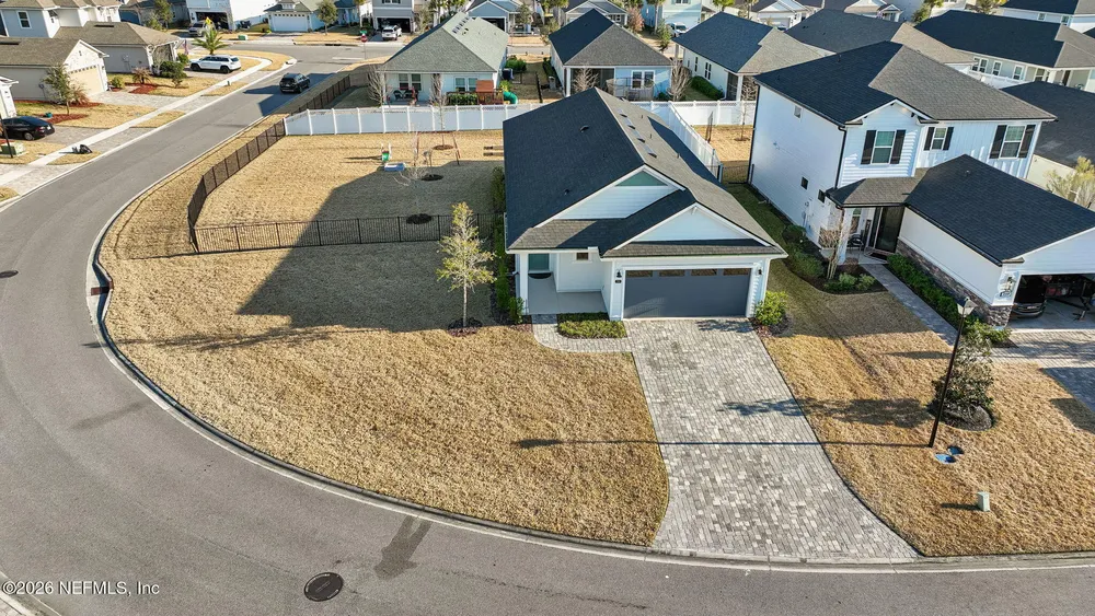 290 Creekmore Dr, St Augustine, FL 32092