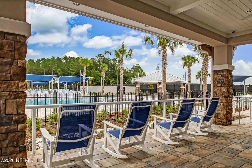 290 Creekmore Dr, St Augustine, FL 32092