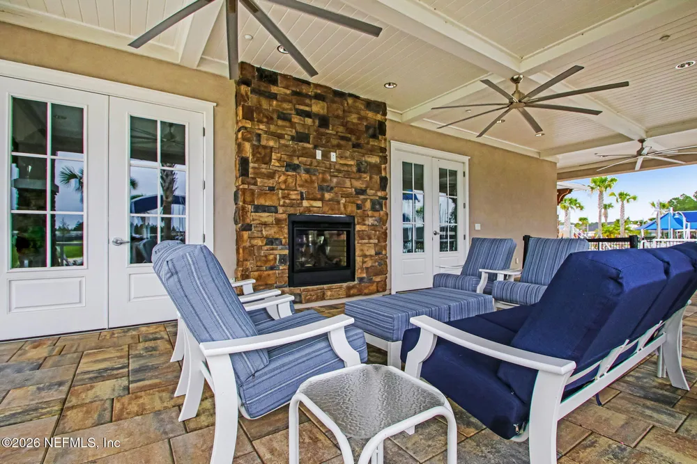 290 Creekmore Dr, St Augustine, FL 32092