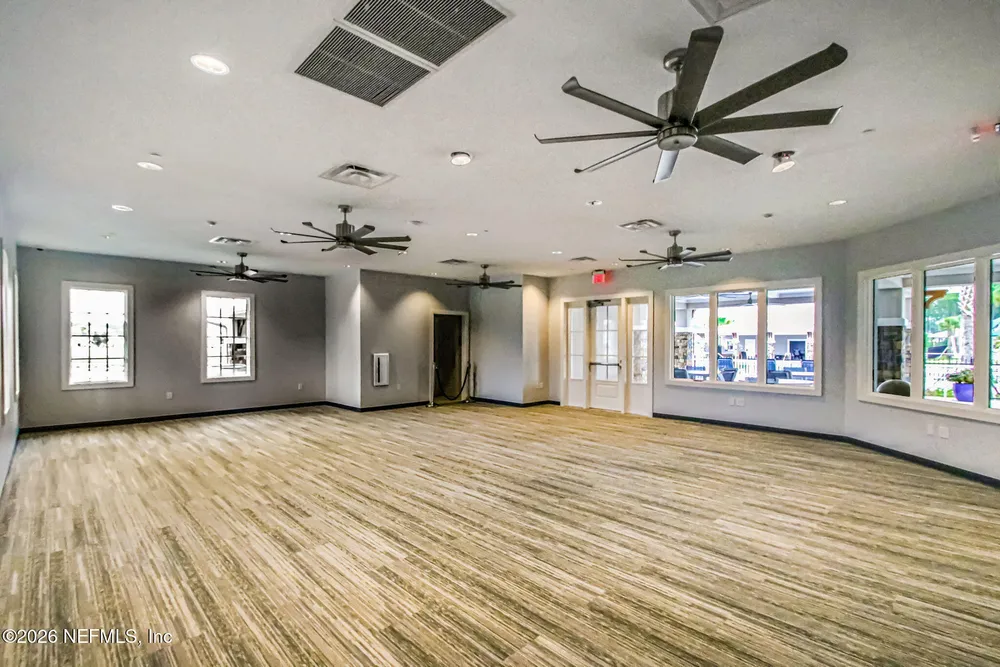 290 Creekmore Dr, St Augustine, FL 32092