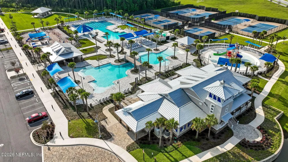 290 Creekmore Dr, St Augustine, FL 32092