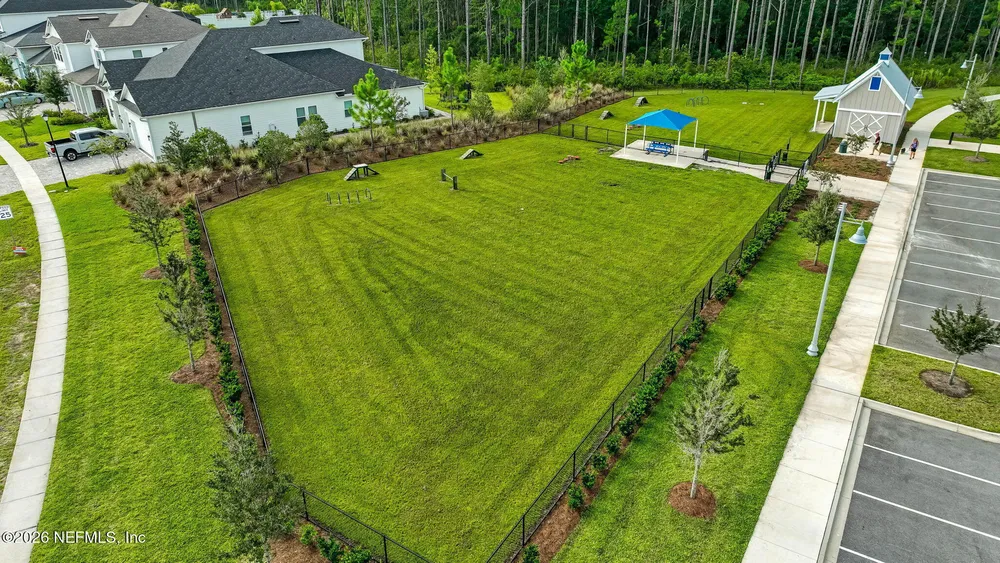 290 Creekmore Dr, St Augustine, FL 32092