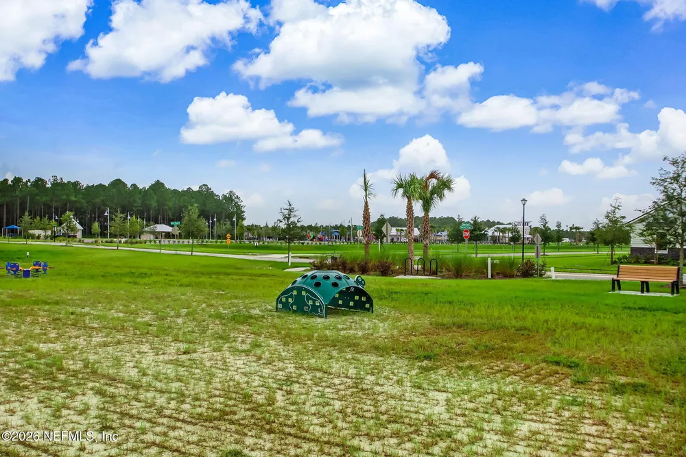290 Creekmore Dr, St Augustine, FL 32092