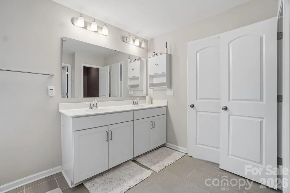3061 Carriage Oak Way, Fort Mill, SC 29707